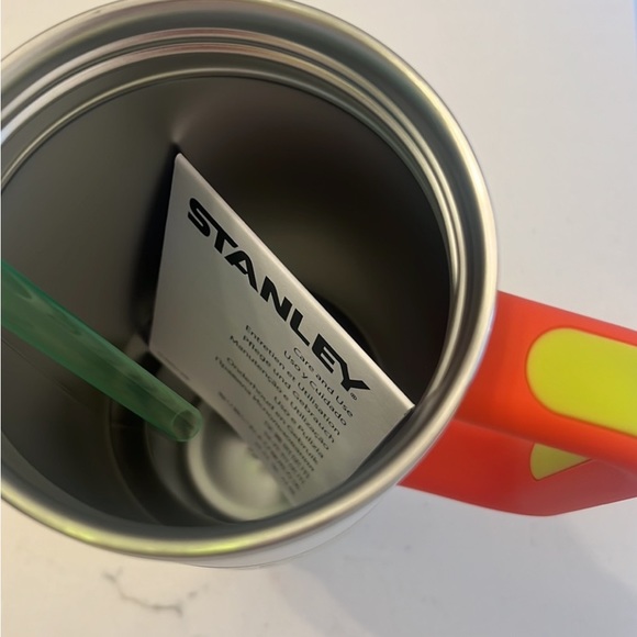 Stanley 40 oz. Quencher H20 FlowState Tumbler Spring Fling Collection Neon White - Picture 11 of 13